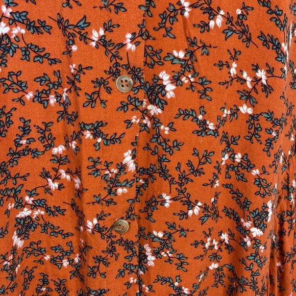 Umgee Orange Floral Button Sleeveless Fall Boho Cotton High-low Blouse - Picture 3 of 7